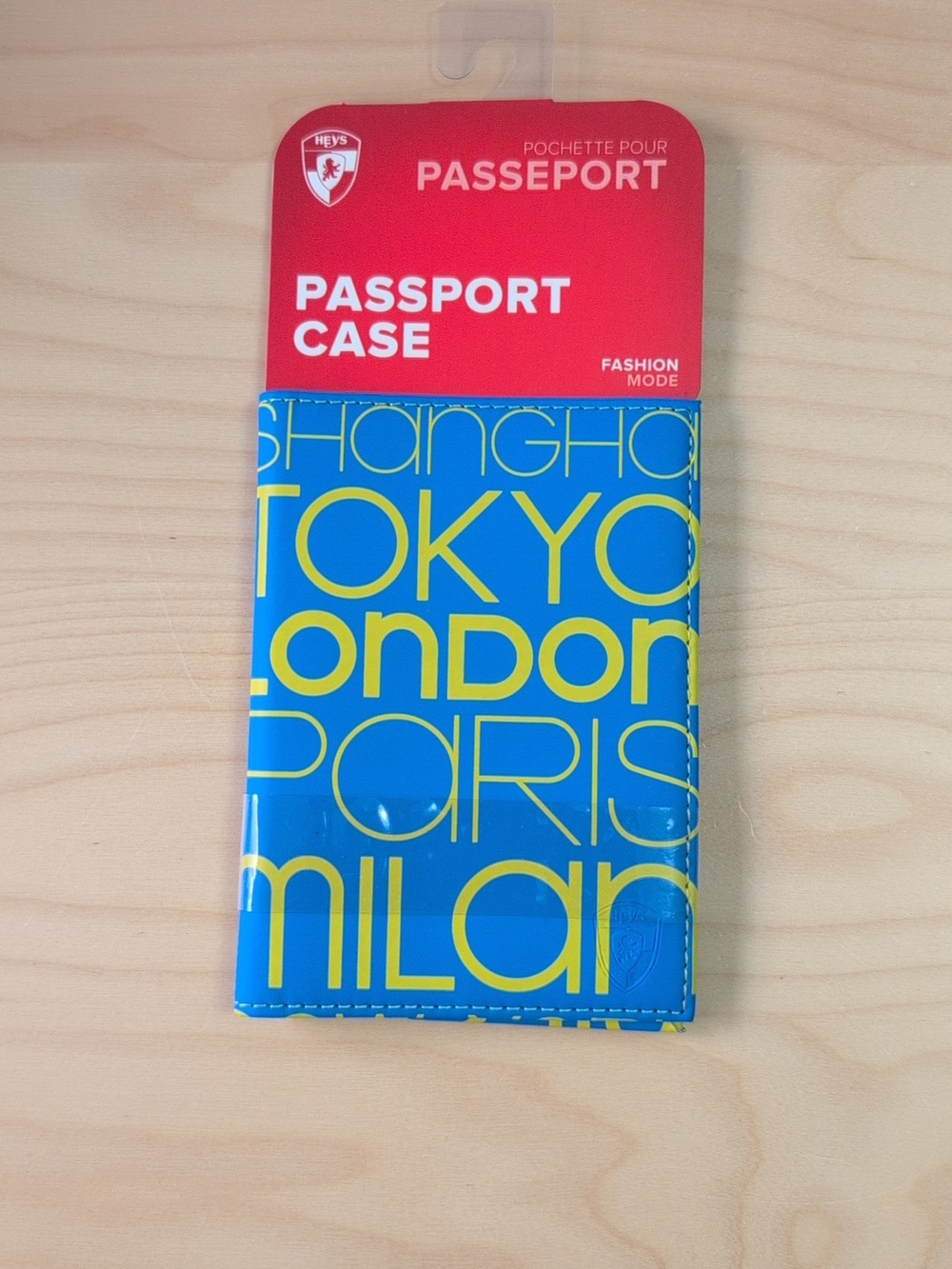 NWT HEYS Passport Wallet